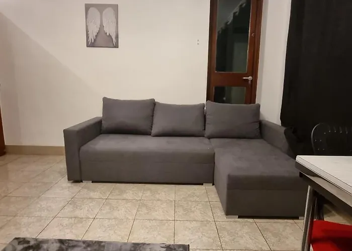 4-Bed Apartment In Central London